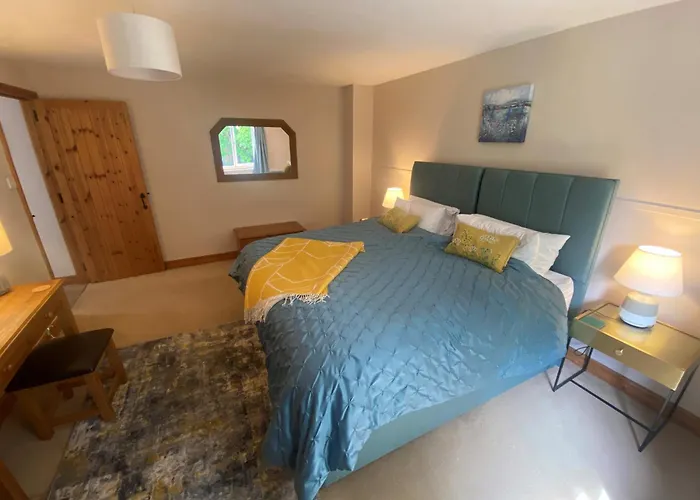 The Old Rectory Cottages - Six Luxurious Cottages Set In Grounds With Indoor Pool
