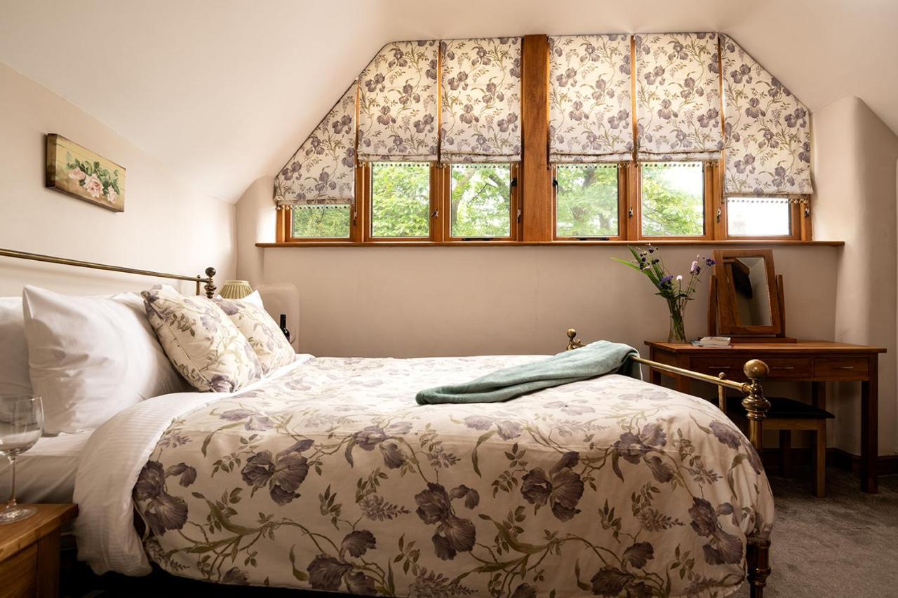 The Old Rectory - Six Luxurious Set In Grounds With Indoor Pool Kings Nympton