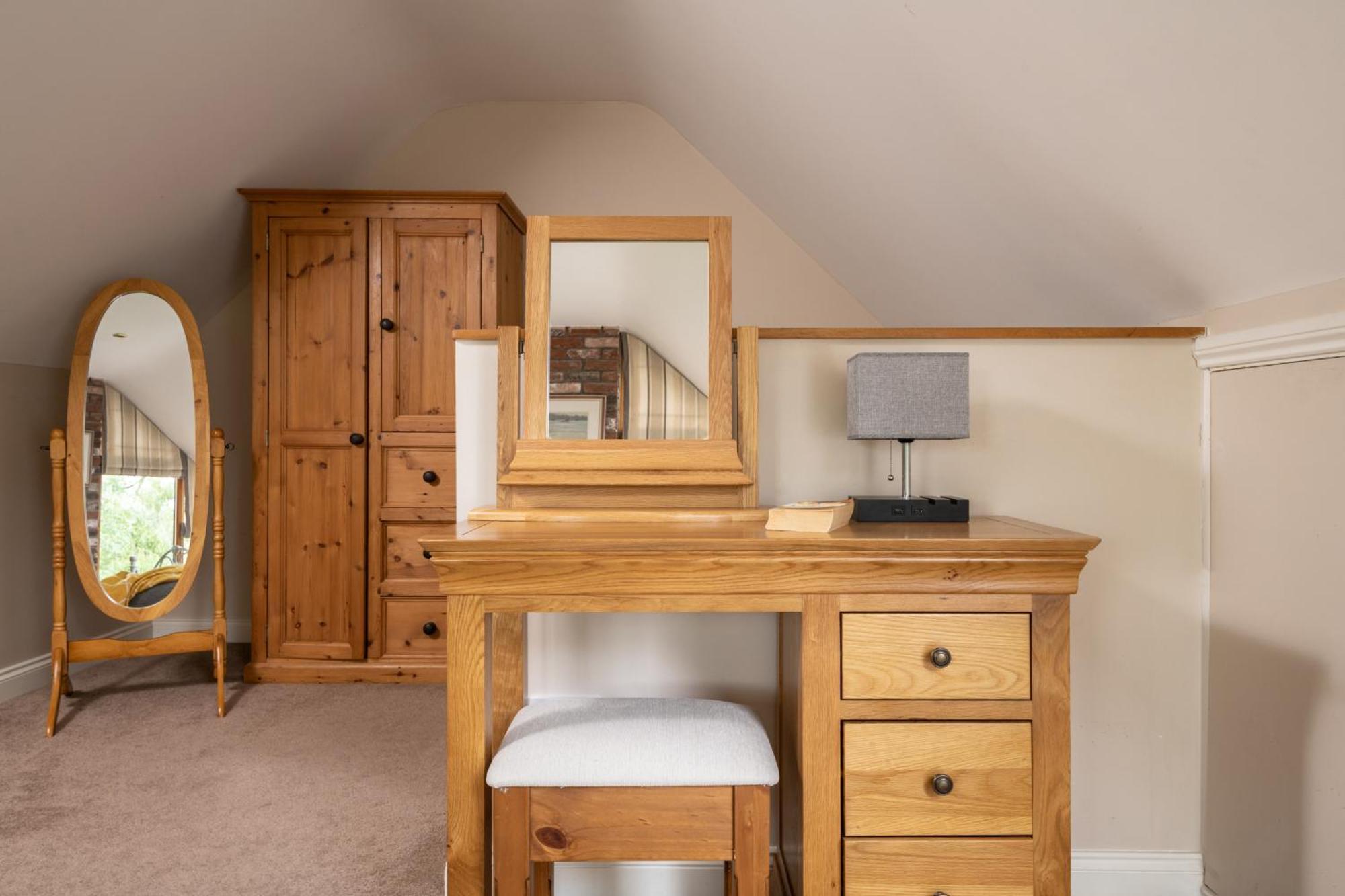 The Old Rectory - Six Luxurious Set In Grounds With Indoor Pool * Kings Nympton
