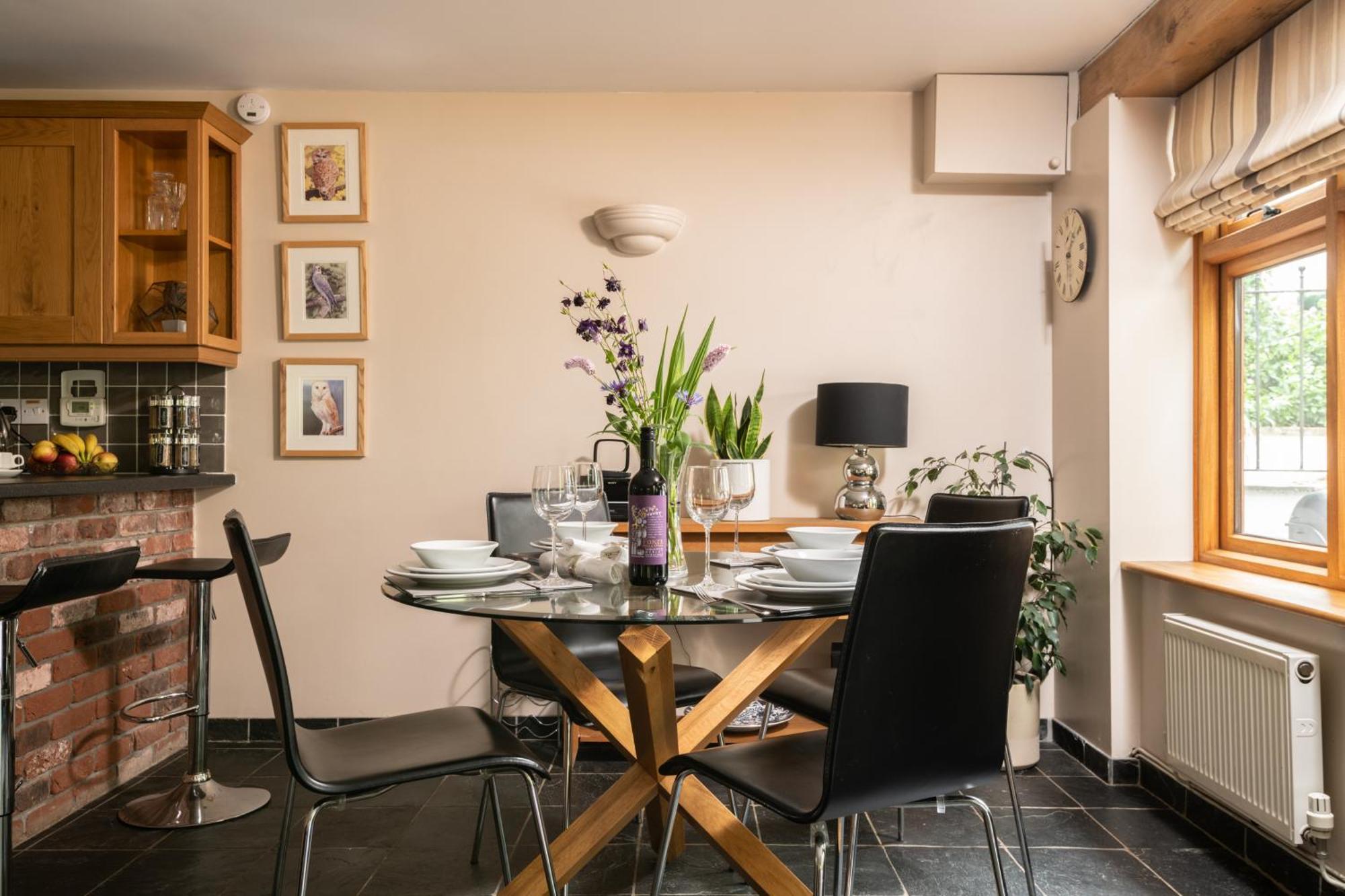The Old Rectory - Six Luxurious Set In Grounds With Indoor Pool Holiday home *